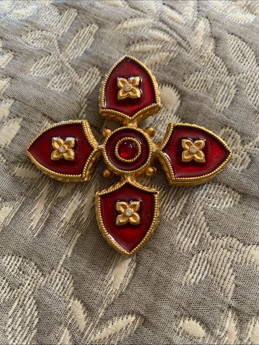 Brooch